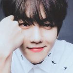 [EXO] 아 이새벽에 백현뽕<b>차네</b>