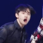 얘들아 나 떡볶이 먹고싶은데 추반좀