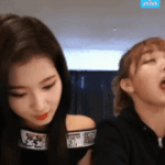 지효한테 눈앞에서 당한 사나ㅋㅋㅋㅋㅋ <b>gif</b>