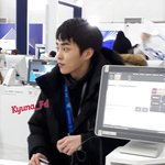 [EXO] 해외팬 <b>지인</b>이 해외팬한테 민석이 <b>사진</b> 보내줬대 ㅋㅋ