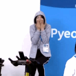 [댓글부탁해] 확실히 짤줍줍하기는 <b>고독</b>한방이 최고인듯