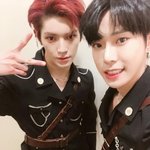 [NCT] 벨트 갈색이었네?