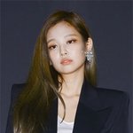 실물 <b>영접</b>하면 움찔할 여돌
