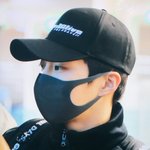 [시우민] 시우민 새 <b>마스크</b> 특이하다