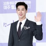 메이크업 거의 안하고 레전드 찍은 정윤호