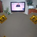 [EXO] 나지금너무떨려진짜씨벌곰돌이<b>책상</b>으로가리고잇다