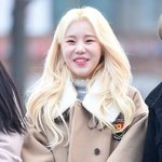 주이는 돈이라도 많이<b>벌지</b>