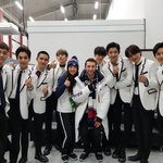 [EXO] 애들 사진보니까 애들 등신대(?<b>처럼</b> 서있고