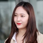 [엔터톡] 크리스탈 여신 <b>포스</b>