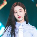<b>상당</b>한 미모 가진 숨겨진 비주얼돌
