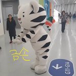 <b>손톱</b>깎고있는데ㅋㅋㅋㅋㅋ