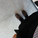 [드루와] 애들아 지금 급해 ㅠㅠ 신발 바꿔신을까?
