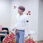 [이삐] 내일 <b>놀러</b>가서 일찍일어나야하는데