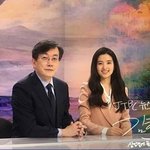 <b>손석희</b>랑 투앵커 같았던 김태리 jpgif