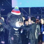 [백현] 인형탈<b>알바</b>가 부러워진 백현이 이 <b>때</b> ㅋㅋ