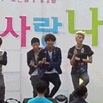 [EXO] 볼때마다 마음 <b>뜨뜻</b>해지는 짤