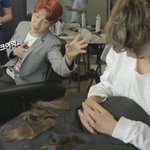 [EXO] 머리피스붙이는 탈모 니네오빠안사요 <b>무좀</b>도있다지?