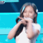 섹시한 사람에게 강제로 청순을 입히면 이렇게됨<b>GIF</b>