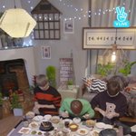 [VIXX] 레오 얼굴 작은데 <b>입안</b>에 음식물 잔뜩 집어넣을 수 있지...