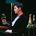 [EXO] 와중에 또 9찌 <b>협찬</b>