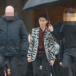 파리에서 <b>부내</b> 쩌는 아이돌