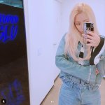 최근에 금발로 <b>염색</b>하고..