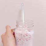 엄마가 딸기우유 만들어<b>주심</b>ㅎㅅㅎ