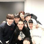 [EXO] 이거 백현이 친구분들이라고???ㅋㅋㅋㅋㅋㅋㅋ