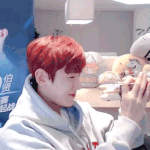 [백현] <b>소시지</b>받고엄청나게좋아하는 백현이