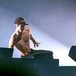 [EXO] 완벽한 역<b>삼각</b>형 몸매