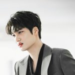 [EXO] 카이 드라마에서 <b>비쥬얼</b> 짤 뜬거