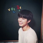 [댓글부탁해] <b>노래</b>할때 목 떠는거