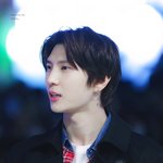 [VIXX] 레오 보면 송곳니 <b>뾰족</b>한게 상상이됨