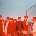 화이트데이를 맞이해 고백 영상올려준 아이돌.gif