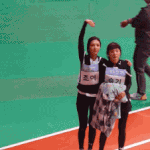 답답한 슬기 언니를 다루는 방법을 깨달은 조이<b>GIF</b>