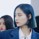 최근 머리 <b>염색</b>해서 예쁘다는 반응 얻은 중국 여자아이돌