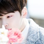 얼굴이 <b>훤칠</b>해 굿굿베리굿