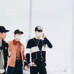 [EXO] 잘생긴 <b>남자</b>가 입는 가디건 <b>패션</b> 넘 좋아