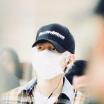 [백현] 백현이 <b>셔츠</b> 예쁘다