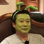 고등학교도 선배놀이는 <b>여전</b>하네,,~