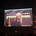 [백현] <b>단추</b> 핵멋지게 풀어 백현이