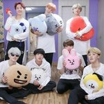 [방탄소년단] 아미들아 미안한데 이거 인터넷에서는 안 팔아?