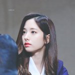 가슴반까지 오는 머리 <b>파마</b>