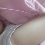 [ㅋㅋㅋㅋㅋ] 얘들아 나 팔에 웃기게생긴 점있다
