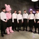 [방탄소년단] 헐 <b>모야</b> 모지 바리스타인건가