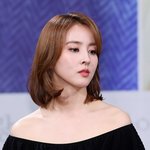 <b>헤어</b>스타일 바뀐게 겁예다