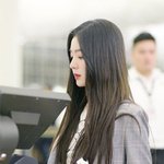 女아이돌의 비주얼 <b>고유</b>명사