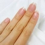 야야 손톱 <b>안쪽</b>까지 부러짐ㅜㅜ