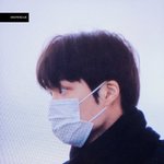 [EXO] 카이 <b>공항</b>에서 똘망똘망 귀여워