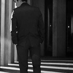 [EXO] 종인이 사진보는데 이거 구두<b>굽</b> 떨어진것같지않니